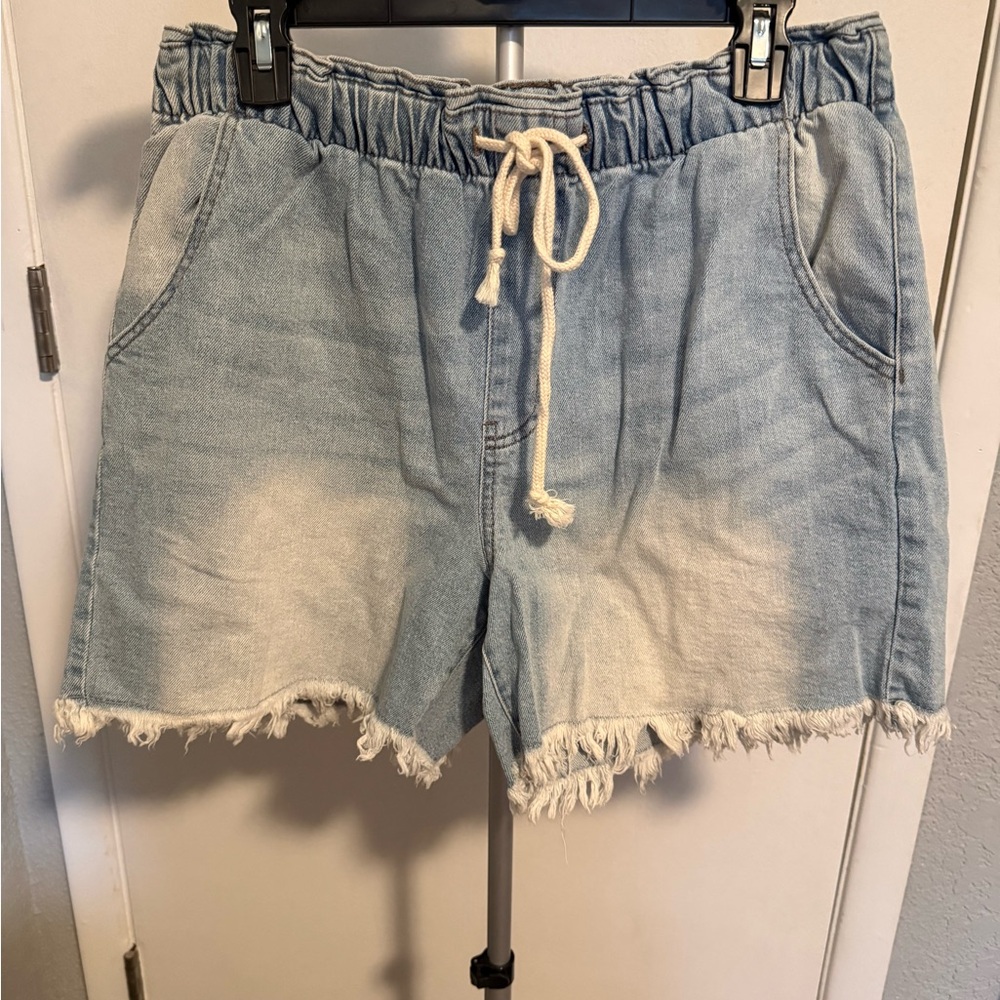 Celebrity Pink Light Blue Jean Shorts